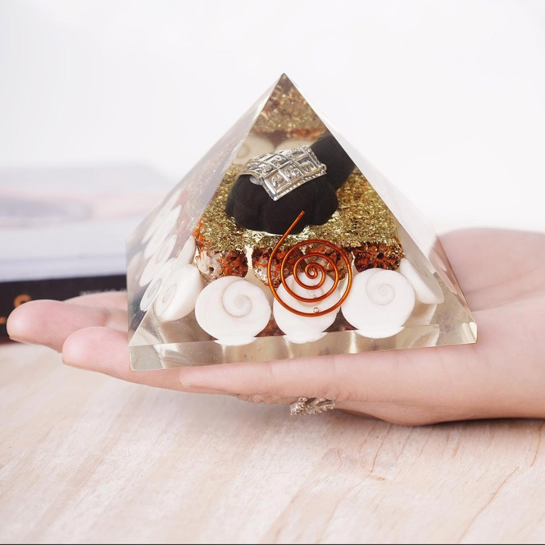 Gomti Kavach Orgone Rudraksha Pyramid